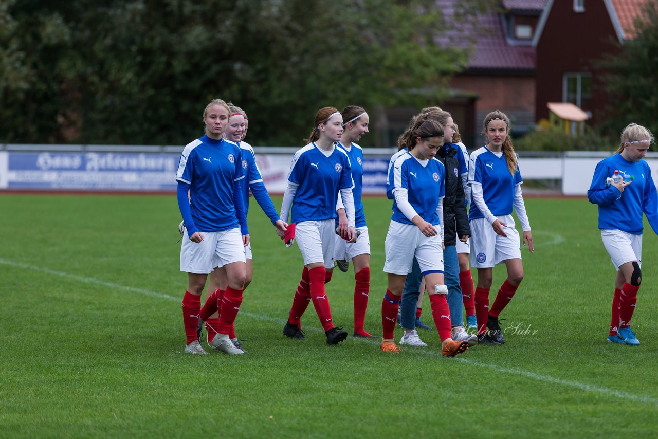 Bild 384 - B-Juniorinnen TSV Schoenberg - Holstein Kiel : Ergebnis: 0:23